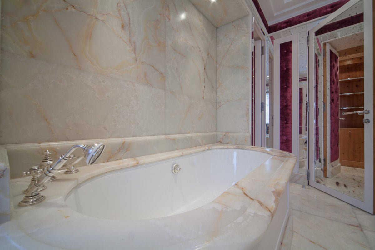White Onyx 