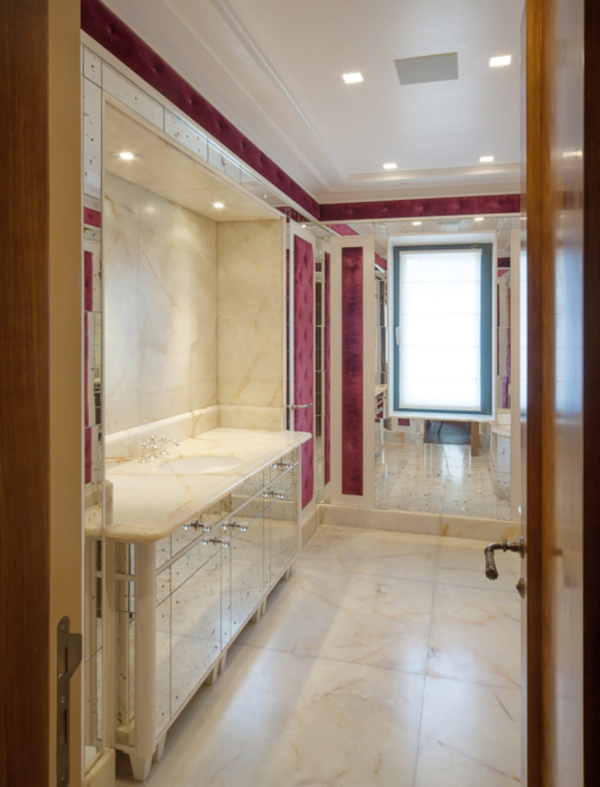White Onyx 